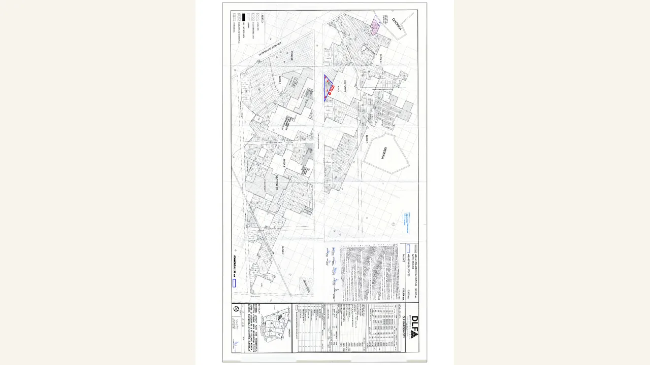 GARDENCITY ARCADE: Superimposed demarcation plan — Commercial-2 site. The rendered superimposed plan visibly overlays the exact Commercial-2 Arcade area on the parent layout.